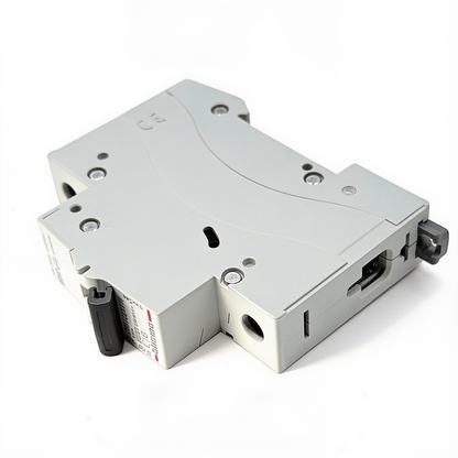 Interruptor Termomagnético Riel Din 1p 10a Fn81ce10