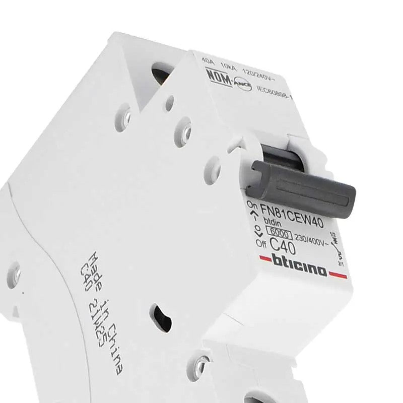 Pack 3 Breaker Termomagnético 1 Polo 40a Bticino Fe81/40
