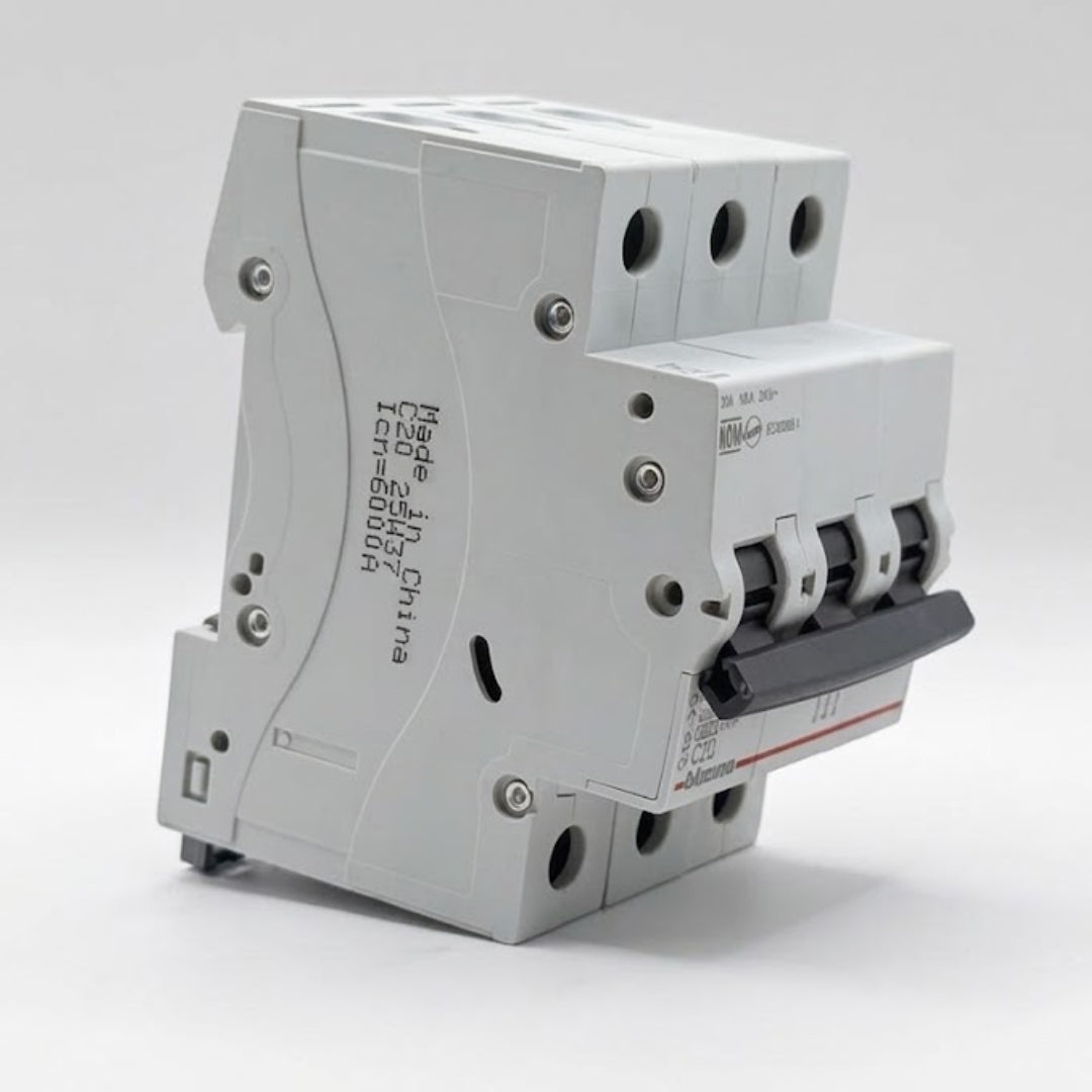 Interruptor Termomagnético 3p 20a Fe83/20 Fn83ce20
