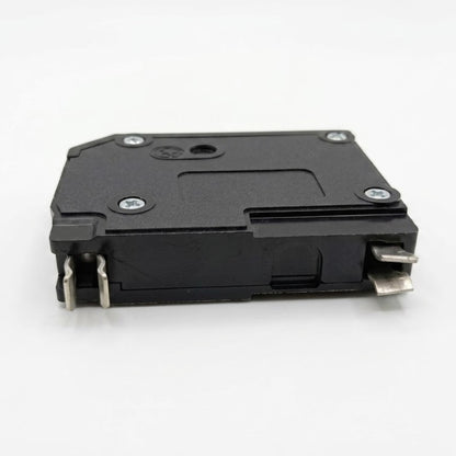 Bticino Btn1/15 Interruptor Termomagnético 1 Polo, 15a, 120v